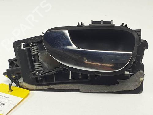 Front left interior door handle PEUGEOT 307 (3A/C) 2.0 HDi 135 | BP25295714I13 - Image 1