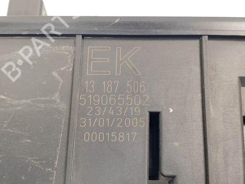Fuse box OPEL VECTRA C (Z02) 2.0 DTI 16V (F69) | BP25117836E1 