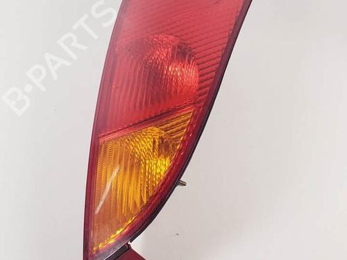 Højre baglygte Højre baglygte FORD FOCUS I (DAW, DBW) 1.6 16V (100 hp) 17701369 17701369