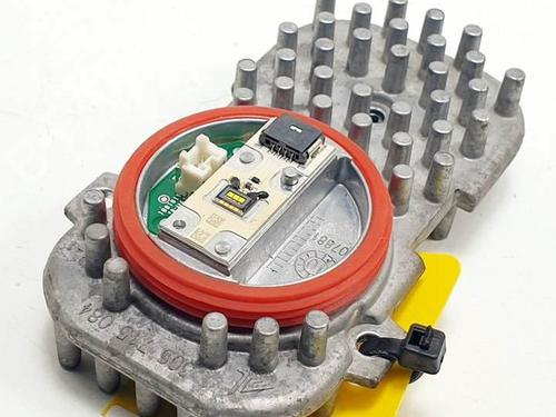 Used Electronic module Electronic module BMW X5 (E70) xDrive 30 d (245 hp) 18377713 18377713