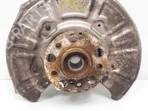 Used Left rear steering knuckle Left rear steering knuckle MERCEDES-BENZ E-CLASS (W213) E 220 d (213.004) (194 hp) 17588540 17588540