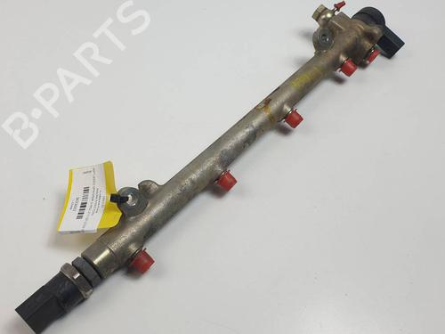 Used Injection rail Injection rail 38261656 38261656