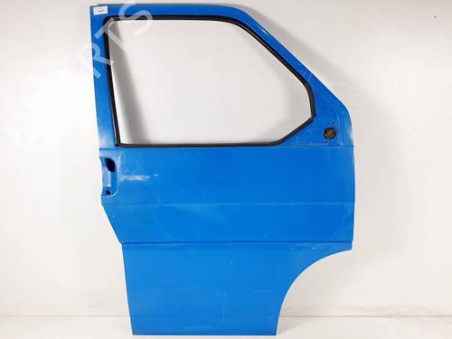 Used Right front door VW TRANSPORTER T4 Bus (70B, 70C, 7DB, 7DK, 70J, 70K, 7DC, 7DJ) 2.0 (84 hp) 25117881