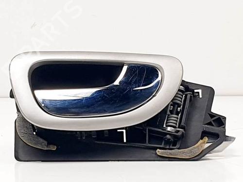 Used Front right interior door handle Front right interior door handle PEUGEOT 307 Break (3E) 1.6 16V (109 hp) 17518014 17518014