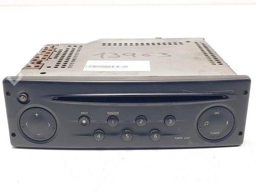 Used Radio RENAULT MASTER II Van (FD) 2.5 dCi 100 (FD0U, FD0V) (99 hp) 17215806