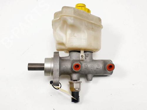 Used Brake master cylinder Brake master cylinder VW TOUAREG (7LA, 7L6, 7L7) 2.5 R5 TDI (174 hp) 17165908 17165908