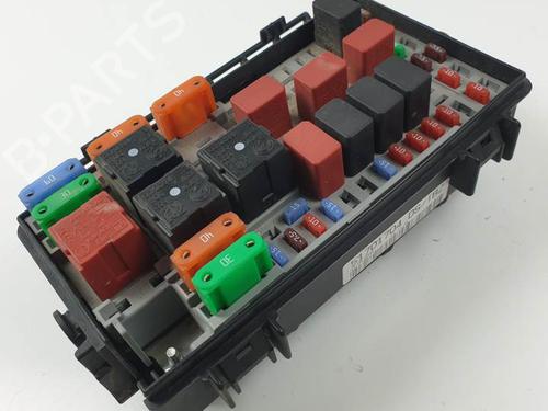 Used Fuse box FIAT GRANDE PUNTO (199_) 1.3 D Multijet (199.AXD11, 199.AXD1A, 199.AXD1B,... (90 hp) 26030171