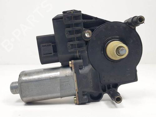 Used Left front window motor Left front window motor AUDI ALLROAD C5 (4BH) 2.5 TDI quattro (180 hp) 10935290 10935290