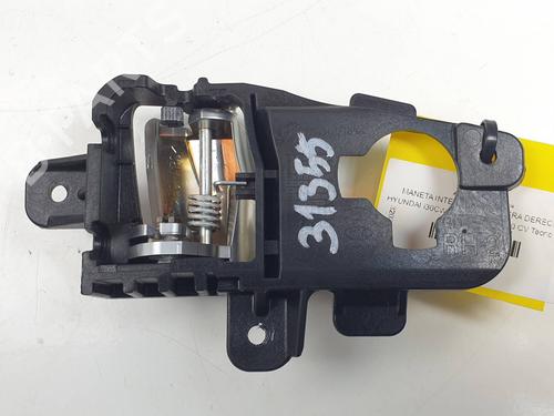 Front right interior door handle HYUNDAI i30 Estate (GD) 1.6 CRDi | BP29581672I14 - Image 2