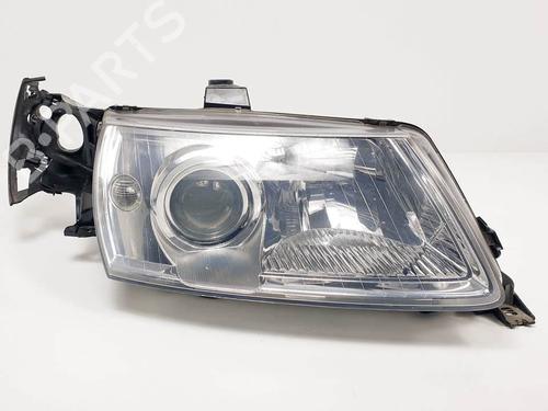 Used Right headlight Right headlight SAAB 9-5 Estate (YS3E) 3.0 TiD (177 hp) 17748600 17748600
