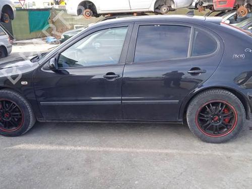 Right tailgate light SEAT LEON (1M1) 1.6 16 V | BP8236653C80 