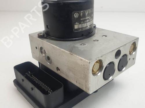 Used ABS pump VW TOUAREG (7LA, 7L6, 7L7) 3.0 V6 TDI (225 hp) 24339890