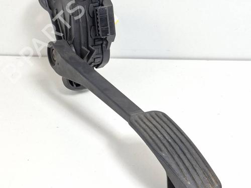 Used Pedal Pedal VOLVO S60 I (384) 2.4 (170 hp) 40488228 40488228