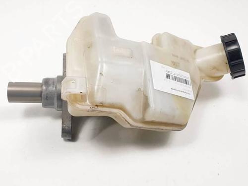 Brake master cylinder FORD FIESTA V (JH_, JD_) 1.4 TDCi | BP17226487M77 