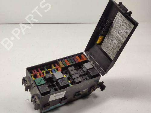 Used Fuse box Fuse box FORD FOCUS I Turnier (DNW) 1.8 Turbo DI / TDDi (90 hp) 9539051 9539051