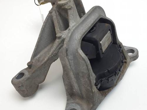 Used Engine mount RENAULT MEGANE III Hatchback (BZ0/1_, B3_) 1.6 16V (BZ0H) (101 hp) 24916270