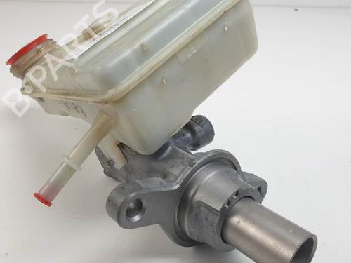 Used Brake master cylinder FORD FOCUS III 1.6 TDCi (95 hp) 25611901