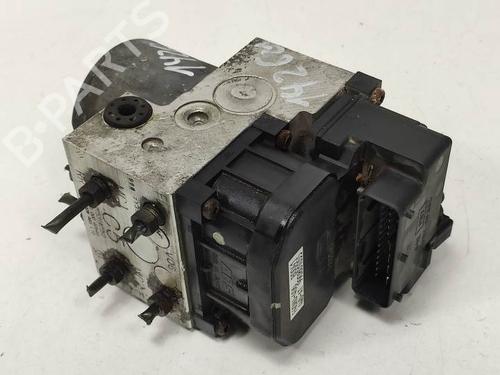 Used ABS pump SUBARU LEGACY III (BE) 2.5 AWD (BE9) (156 hp) 8794092