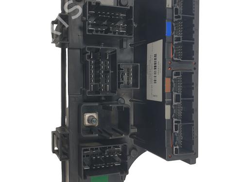Fuse box CHRYSLER SEBRING Convertible (JS) 2.7 | BP37257860E1 - Image 2