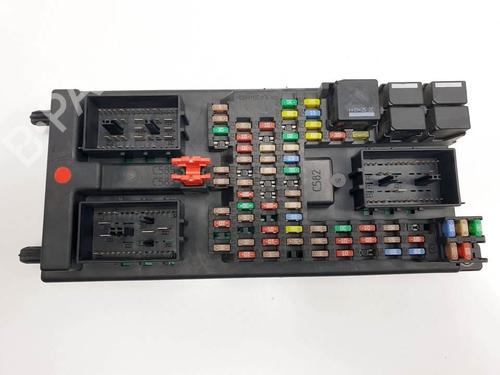 Used Fuse box Fuse box LAND ROVER DISCOVERY IV (L319) 3.0 TD 4x4 (245 hp) 18333477 18333477