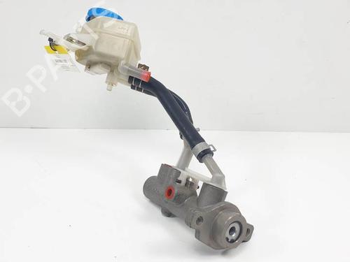 Used Brake master cylinder NISSAN ALMERA TINO (V10) 2.2 dCi (115 hp) 24990701