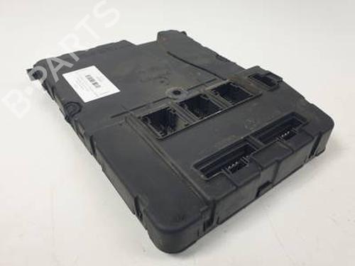 Used Electronic module RENAULT SCÉNIC II (JM0/1_) 1.9 dCi (JM14) (131 hp) 30742270