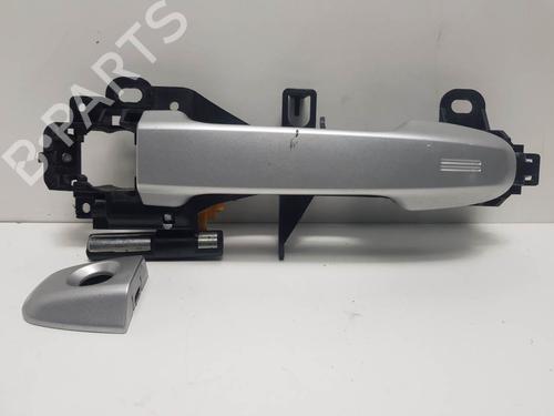 Used Front left exterior door handle Front left exterior door handle TOYOTA C-HR (_X1_) 1.8 Hybrid (ZYX10_, ZYX11_, ZYX10R, ZYX11R) (122 hp) 8907542 8907542