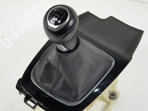 Used Gear lever Gear lever MAZDA 6 Estate (GJ, GL) 2.2 D (150 hp) 7406113 7406113