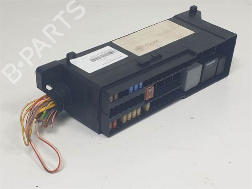 Used Fuse box Fuse box FORD FOCUS III 1.0 EcoBoost (125 hp) 11020884 11020884