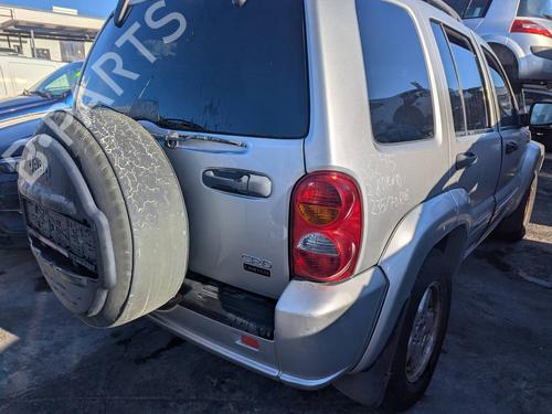 Third brake light JEEP CHEROKEE (KJ) 2.8 CRD 4x4 | BP37484332L11 - Image 10