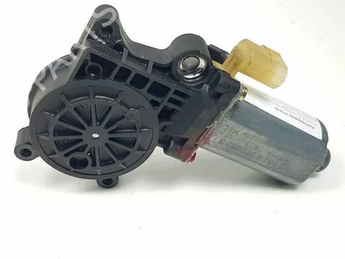 Left front window motor BMW 3 Touring (E46) 330 d | BP17390123E21 