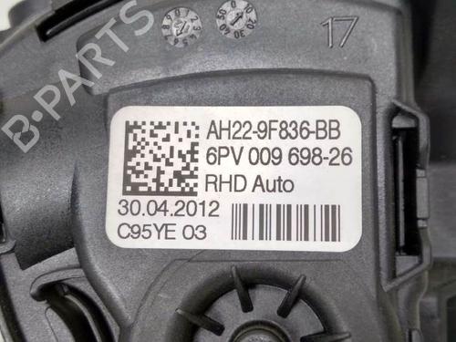 Pedal LAND ROVER RANGE ROVER SPORT I (L320) 3.0 D 4x4 | BP7768111I4 