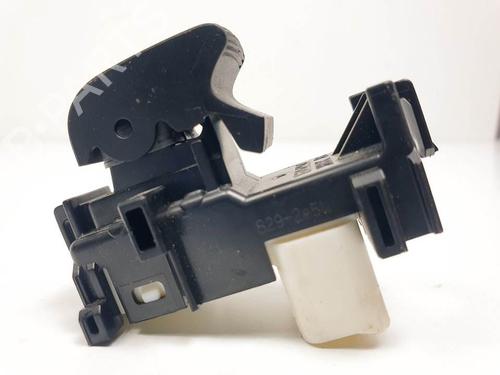 Used Right front window switch Right front window switch TOYOTA YARIS (_P13_) 1.3 (NSP130_, NSP130) (99 hp) 14983654 14983654