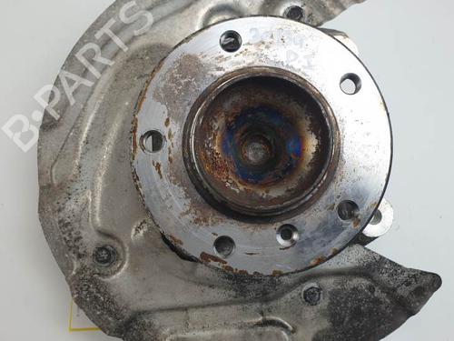 Used Left front steering knuckle BMW 1 (E87) 118 d (122 hp) 26203735