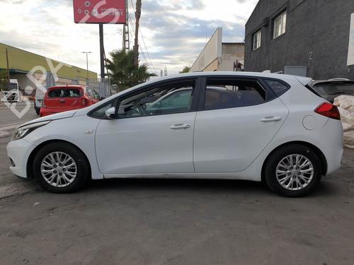 Left front window switch KIA CEE'D (JD) 1.4 CRDi 90 | BP29538647I27  - Image 14