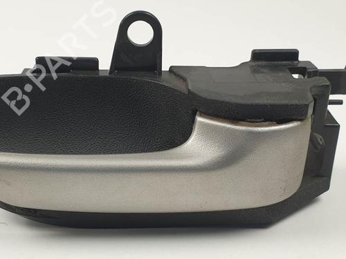 Used Front right interior door handle Front right interior door handle TOYOTA YARIS (_P1_) 1.3 (SCP12_, SCP13_, SCP12R, SCP13R) (87 hp) 24932786 24932786