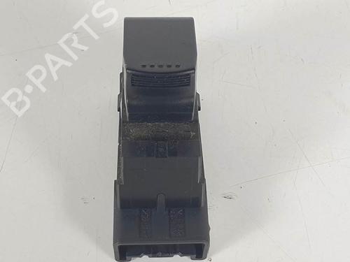 Used Left rear window switch Left rear window switch SUZUKI GRAND VITARA II (JT, TE, TD) 1.9 DDiS (JB419WD, JB419XD) (129 hp) 12381145 12381145