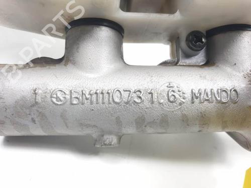 Brake master cylinder KIA SPORTAGE II (JE_, KM_) 2.0 i 16V | BP20715462M77 