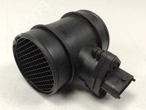 Used Mass air flow sensor HYUNDAI ELANTRA III Saloon (XD) 2.0 CRDi (113 hp) 9906882
