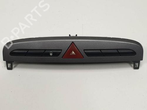 Used Warning switch Warning switch PEUGEOT 308 I (4A_, 4C_) 1.6 HDi (109 hp) 6847955 6847955