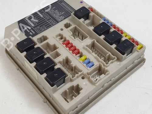 Used Fuse box Fuse box NISSAN MICRA III (K12) 1.2 16V (80 hp) 40558131 40558131