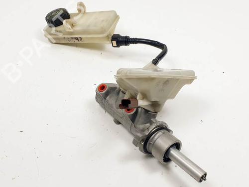 Used Brake master cylinder PEUGEOT 307 SW (3H) 1.6 HDI 110 (109 hp) 27525738