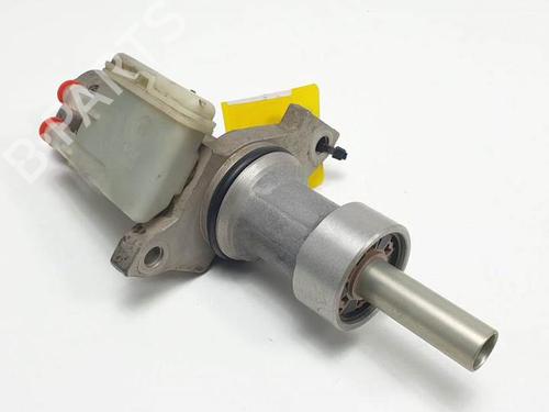 Used Brake master cylinder MERCEDES-BENZ VITO Bus (W639) 111 CDI (639.701, 639.703, 639.705) (109 hp) 29271961
