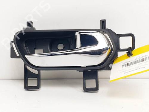 Maneta interior trasera derecha NISSAN MICRA V (K14) 0.9 IG-T (90 hp) 16864298