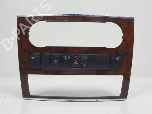 Used Warning switch Warning switch MERCEDES-BENZ M-CLASS (W164) ML 320 CDI 4-matic (164.122) (224 hp) 10811920 10811920