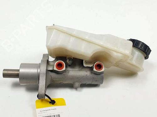 Used Brake master cylinder FORD FOCUS II (DA_, HCP, DP) 1.6 (100 hp) 11055541
