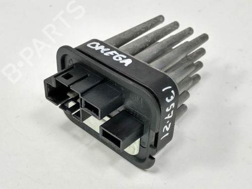 Used Heater resistor OPEL OMEGA B Estate (V94) 2.5 TD (F35, M35, P35) (131 hp) 11648722