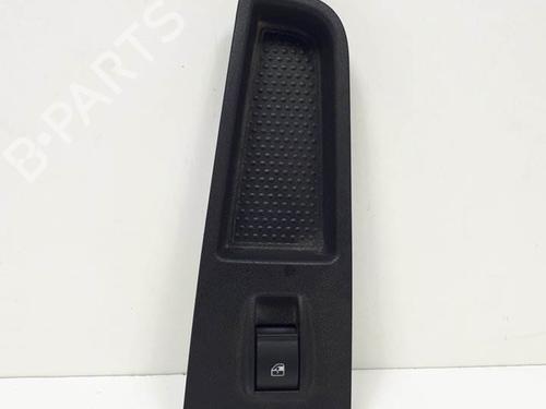 Used Right front window switch Right front window switch FIAT BRAVO II (198_) 1.6 D Multijet (198AXH1B) (105 hp) 16306721 16306721