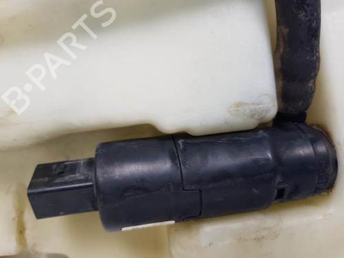 Windscreen washer tank VW TOUAREG (7LA, 7L6, 7L7) 5.0 V10 TDI | BP15518427C113 