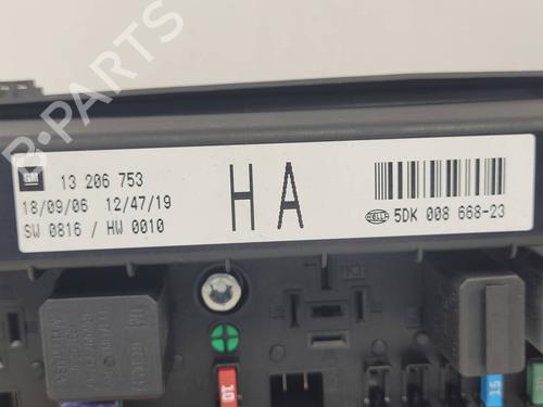 Fuse box OPEL ASTRA H GTC (A04) 1.6 (L08) | BP40176168E1 - Image 3